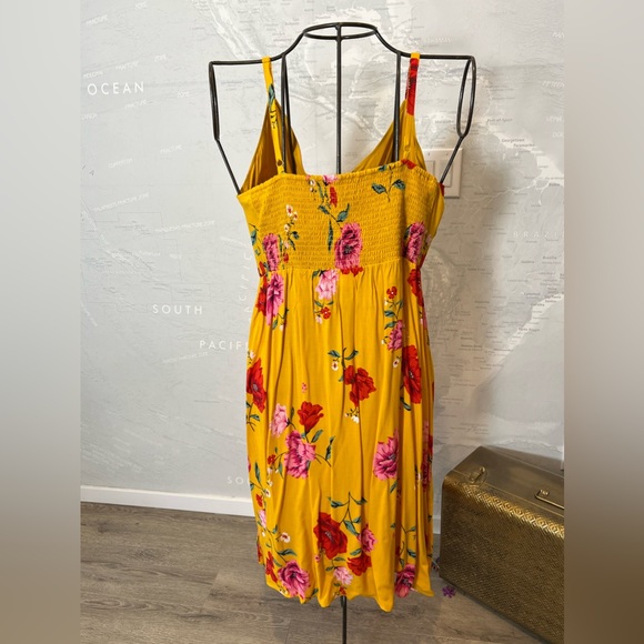 NWT Old Navy Yellow floral sun dress elastic shirring empire waist XL - Picture 3 of 7